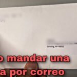 ¿Puedo llevar una carta o postal?