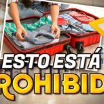 ¿Qué objetos debo evitar en mi mochila de mano?